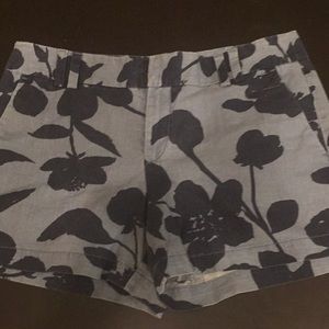Blue Floral Shorts size 6